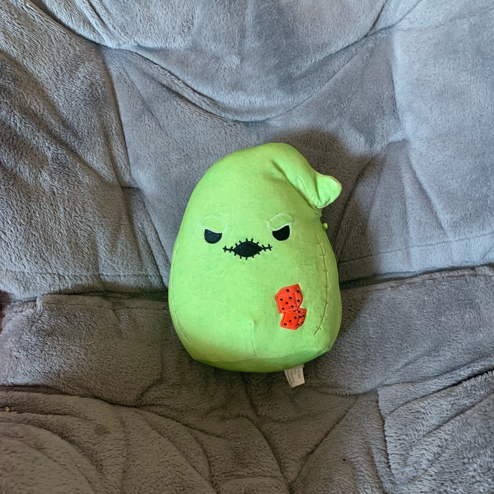 oogie boogie 8” squishmallow